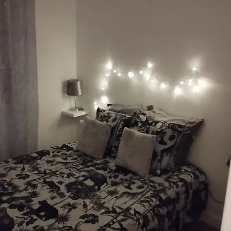 Apartment Sweet To Paris